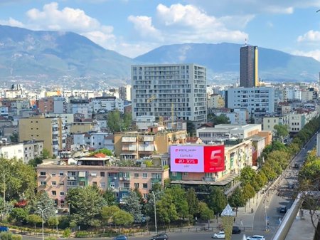 Apartament 1+1 Me Qira në Zogu i Zi, Tiranë - 800€ | 85 m²
