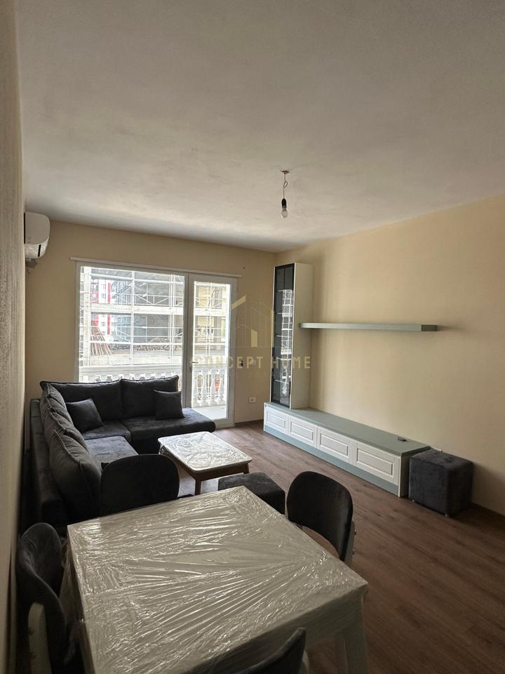 Jepet me qera Apartament 2+1 ne Paskuqan