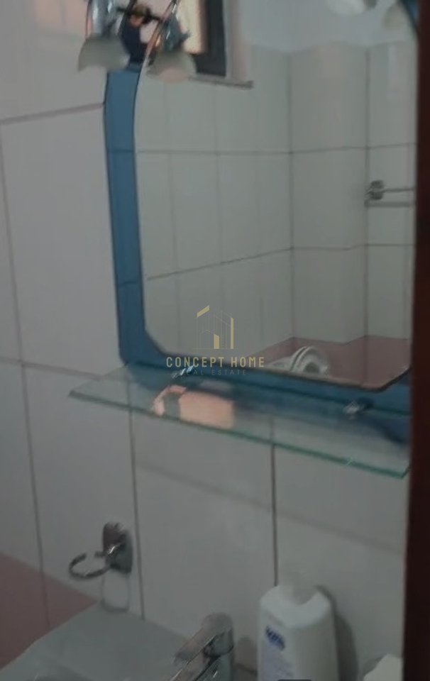 Jepet me qera shtepi private 1+1 tek Siri Kodra
