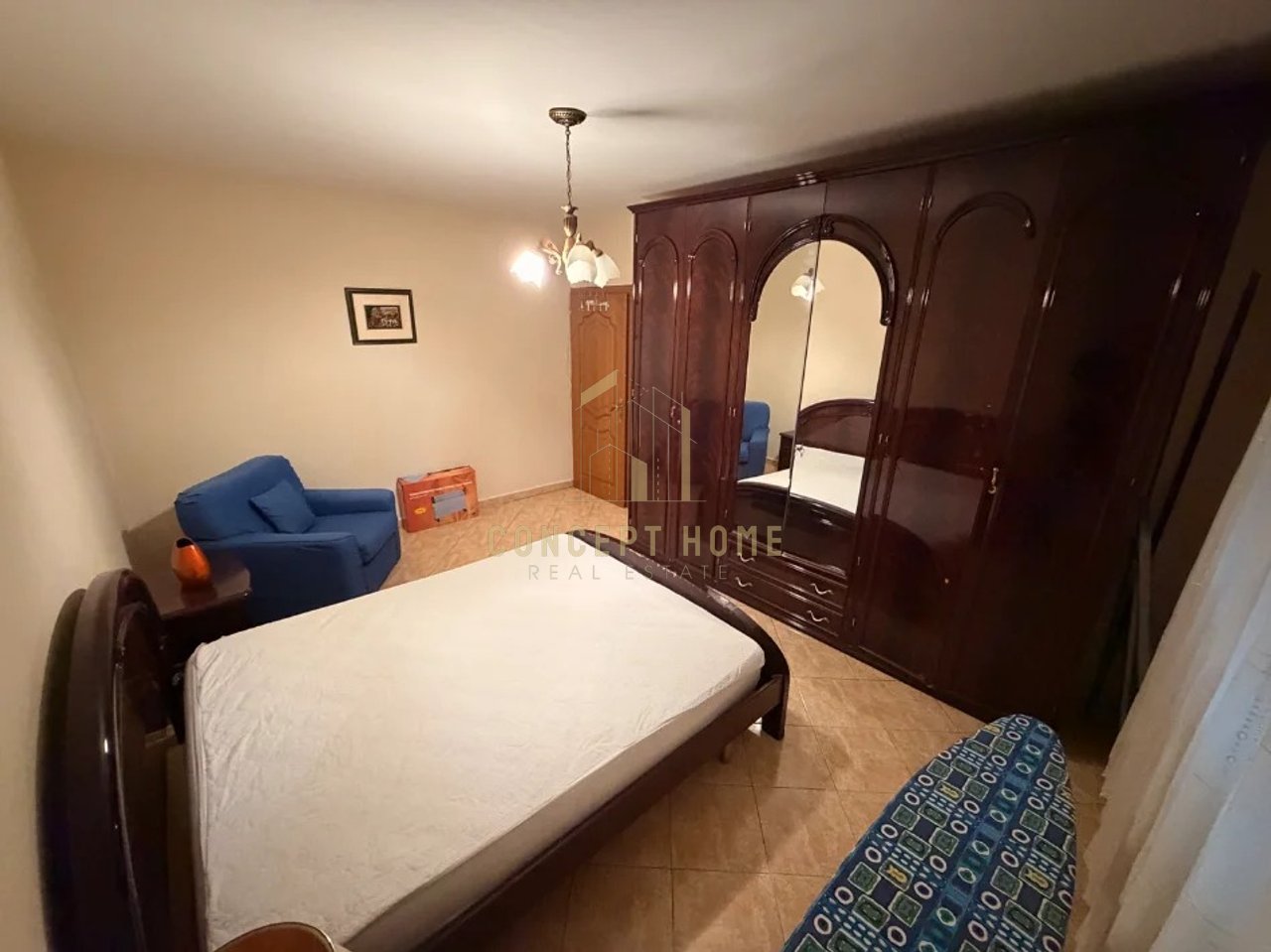 Jepet me qera apartament 2+1 tek Oxhaku
