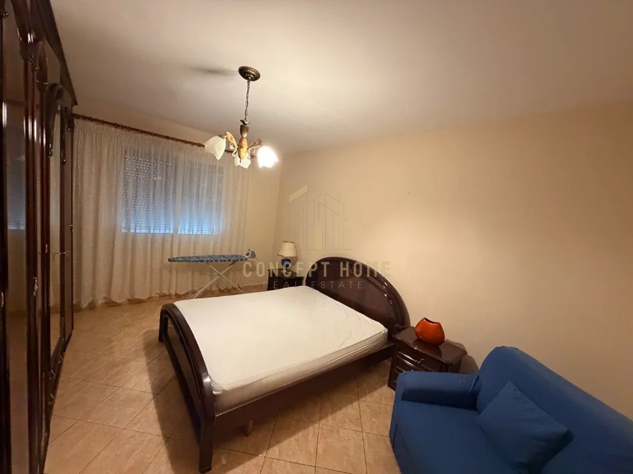 Jepet me qera apartament 2+1 tek Oxhaku