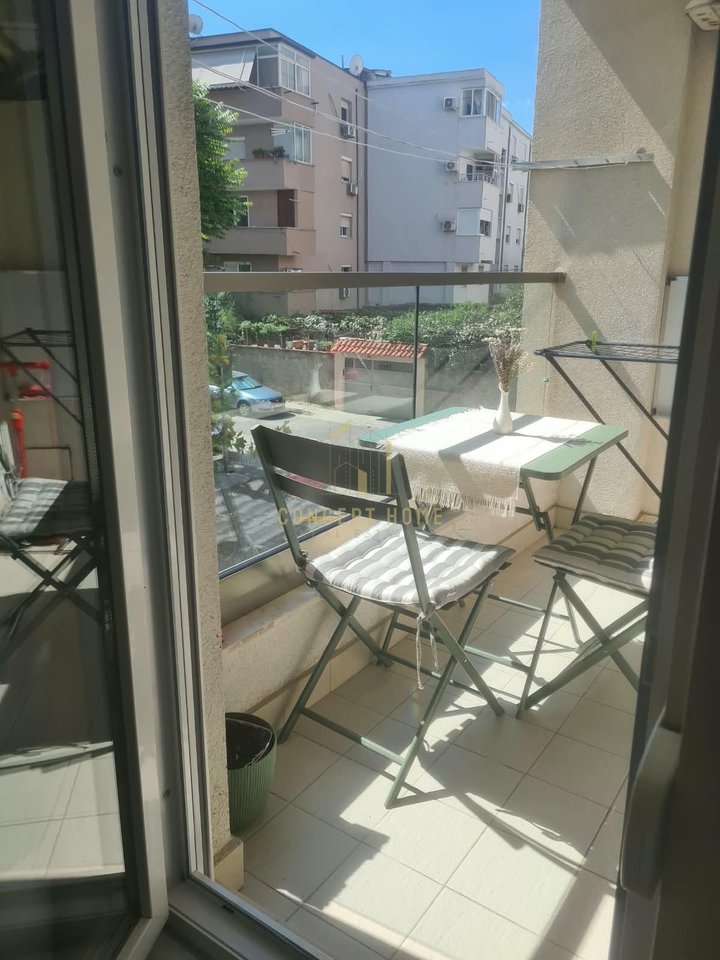 Affittasi appartamento 1+1 presso 21 Dhjetori
