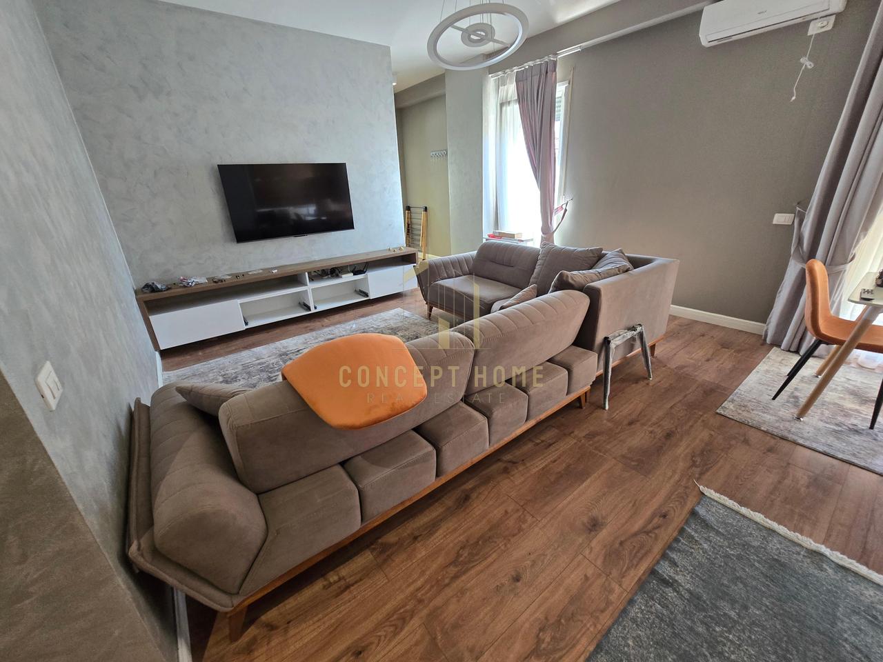 1+1 apartment for rent in the center