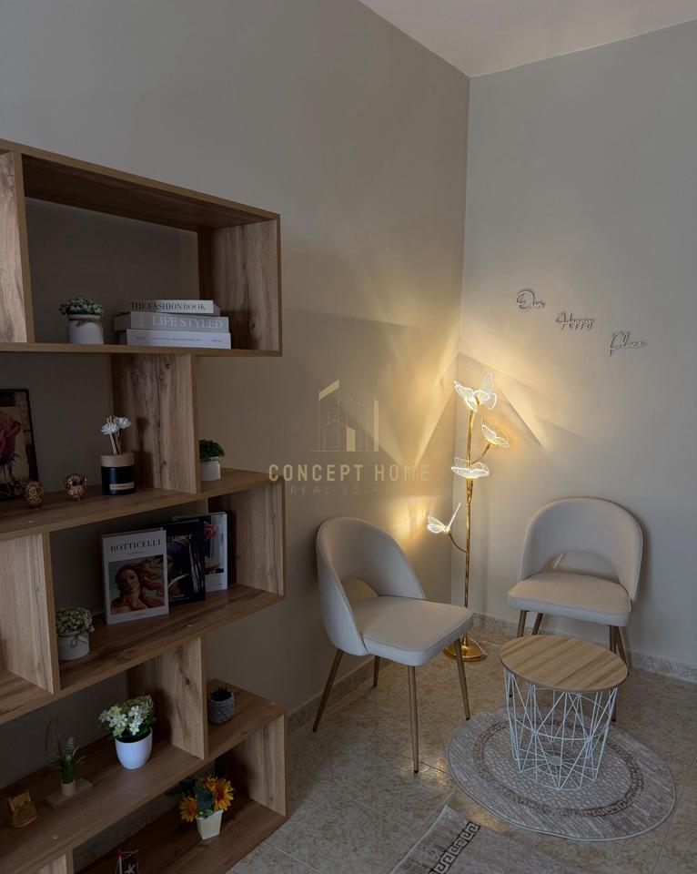 Jepet me qera apartament 1+1 tek rruga Elbasanit