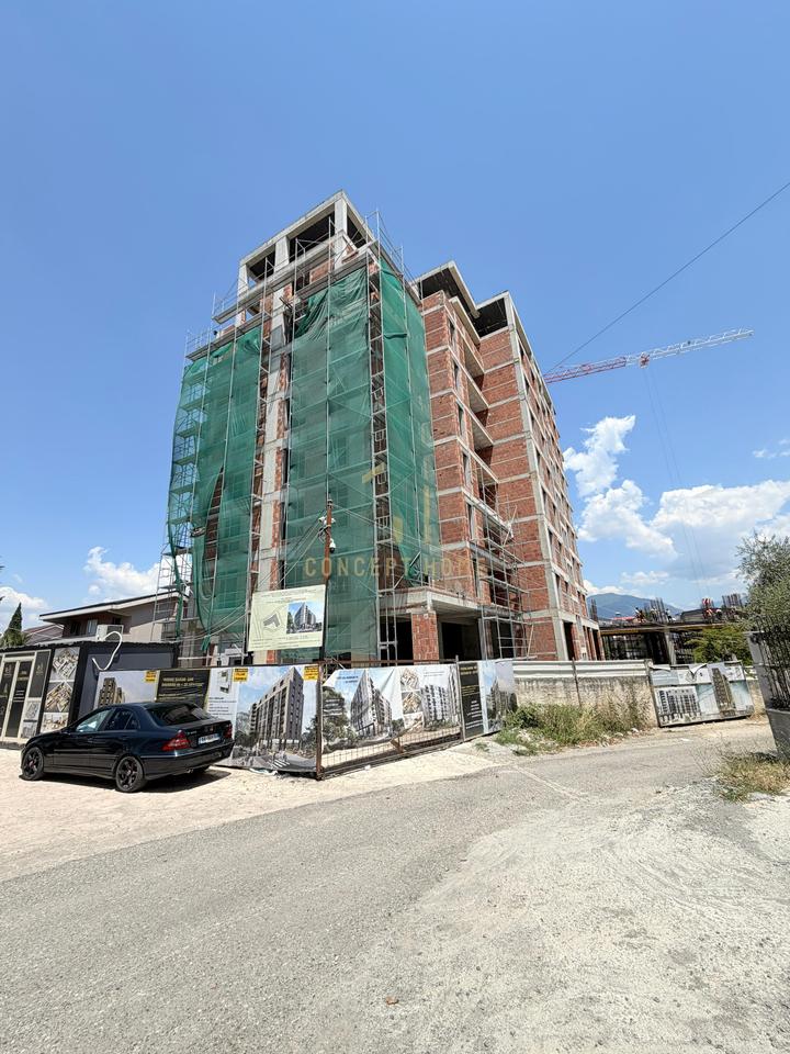 Shitet Apartament 2+1 ne Koder Kamez