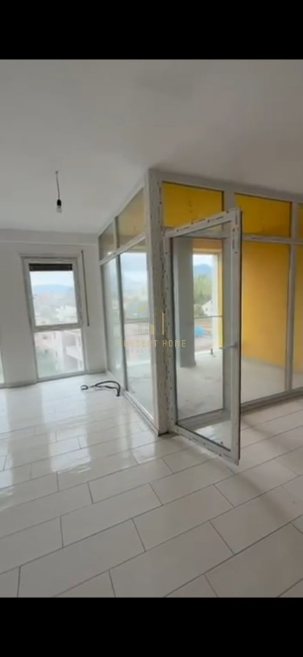 Apartment 2+1+2 for sale at Bulevardi i Ri