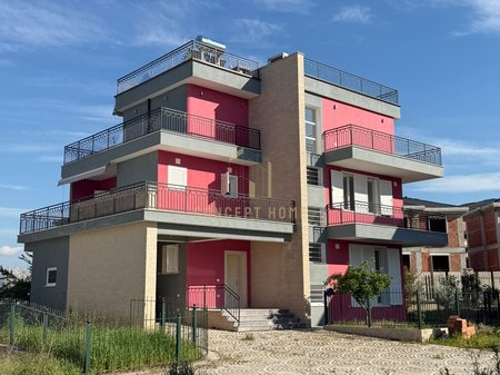 Villa in affitto a Mjull Bathore