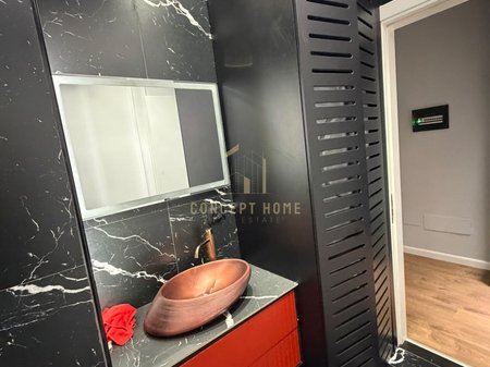 Shitet Apartament 1+1 te Liqeni Farkes