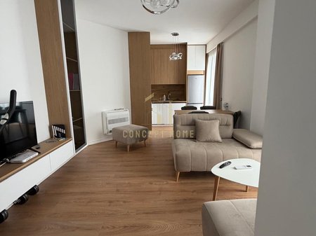 1+1 apartment for rent, Paris Commune