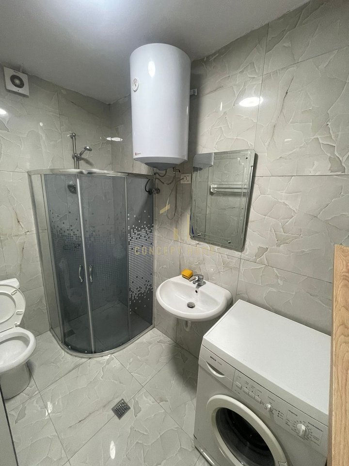 Apartment 2+1 for sale in Komuna e Parisit/156,000 euros