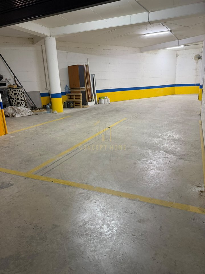 Warehouse for Rent at the Former Aviation Field