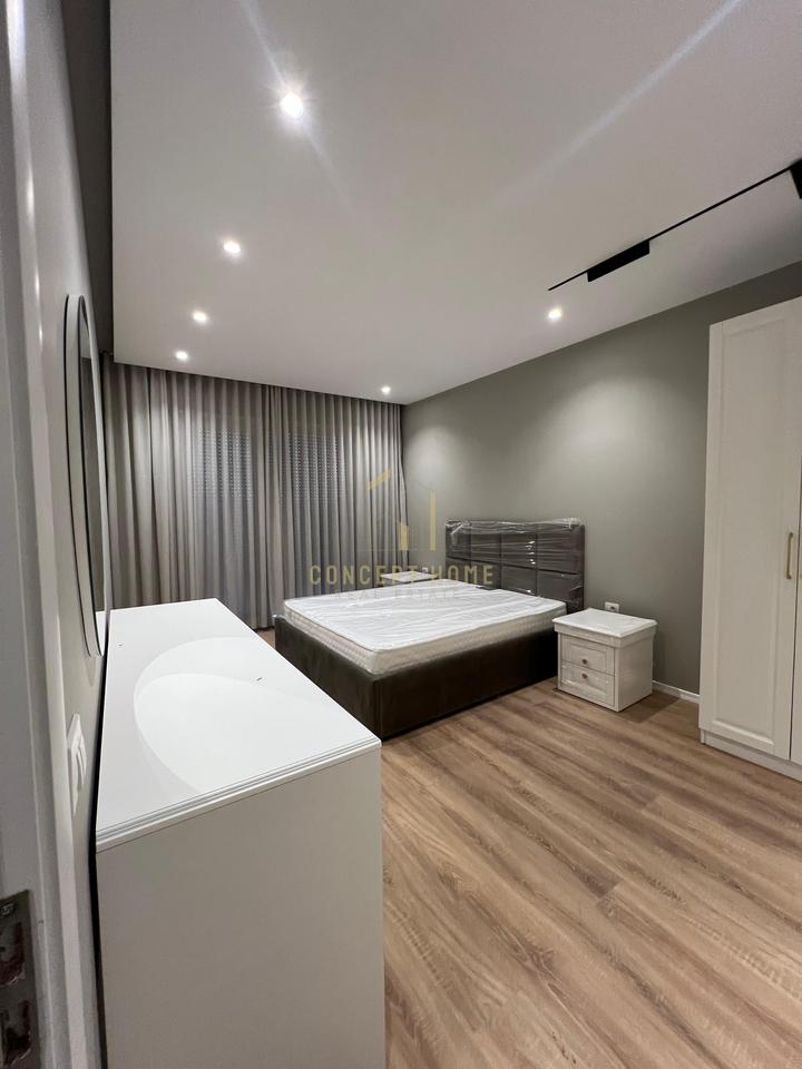 Jepet me qera super apartament 2+1 ne Kamez