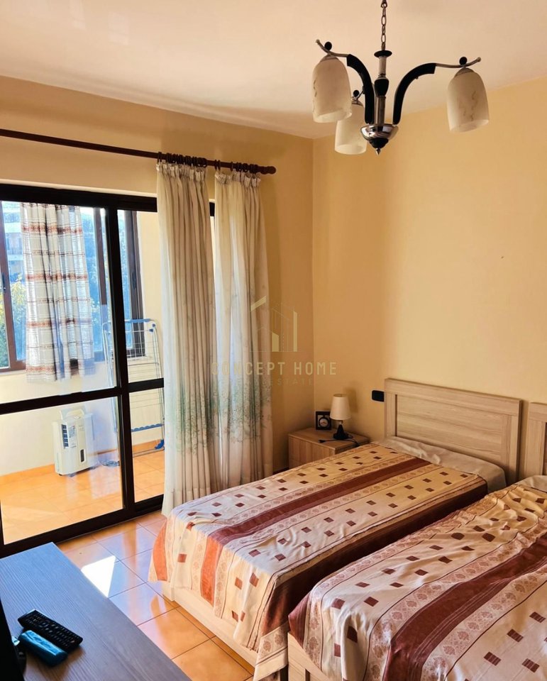 2+1 apartment for rent at Pazari i Ri
