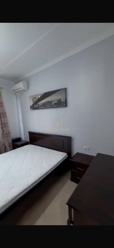Jepet apartament me qera 2+1+post parkimi tek Kodra e Diellit