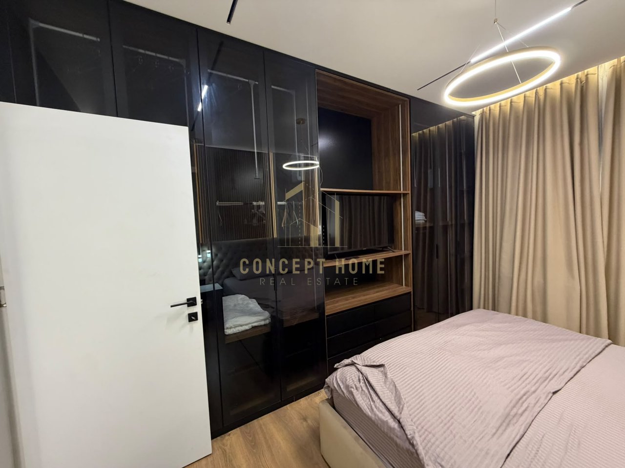 Shitet Apartament 1+1 te Liqeni Farkes