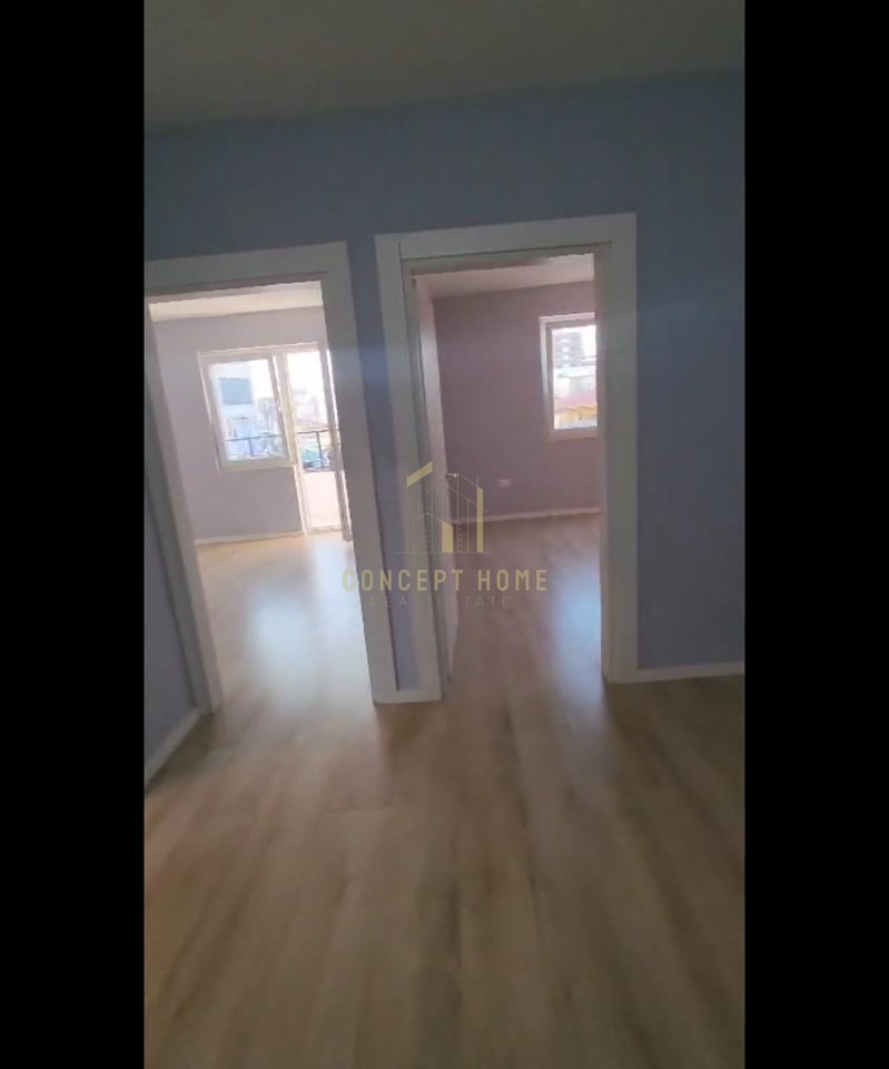 Jepet me qera apartament 2+1 Pazari i Ri