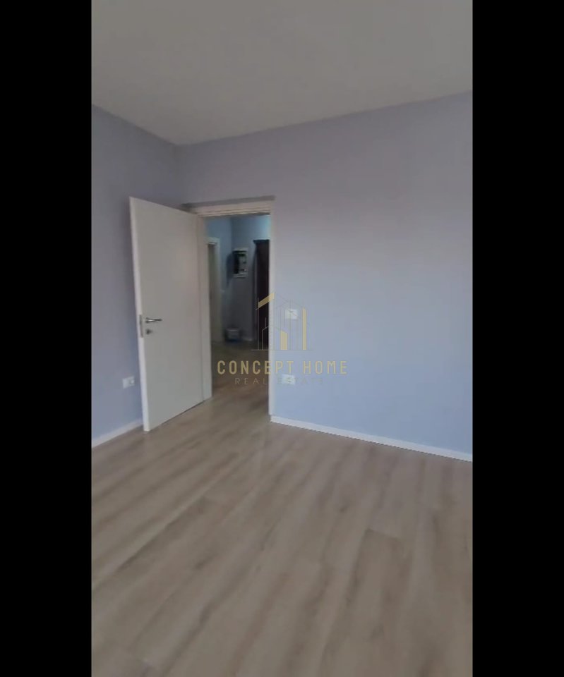 Jepet me qera apartament 2+1 Pazari i Ri