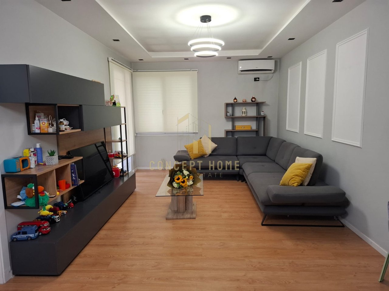 2+1+2 Apartment for Sale at the Botanical Garden