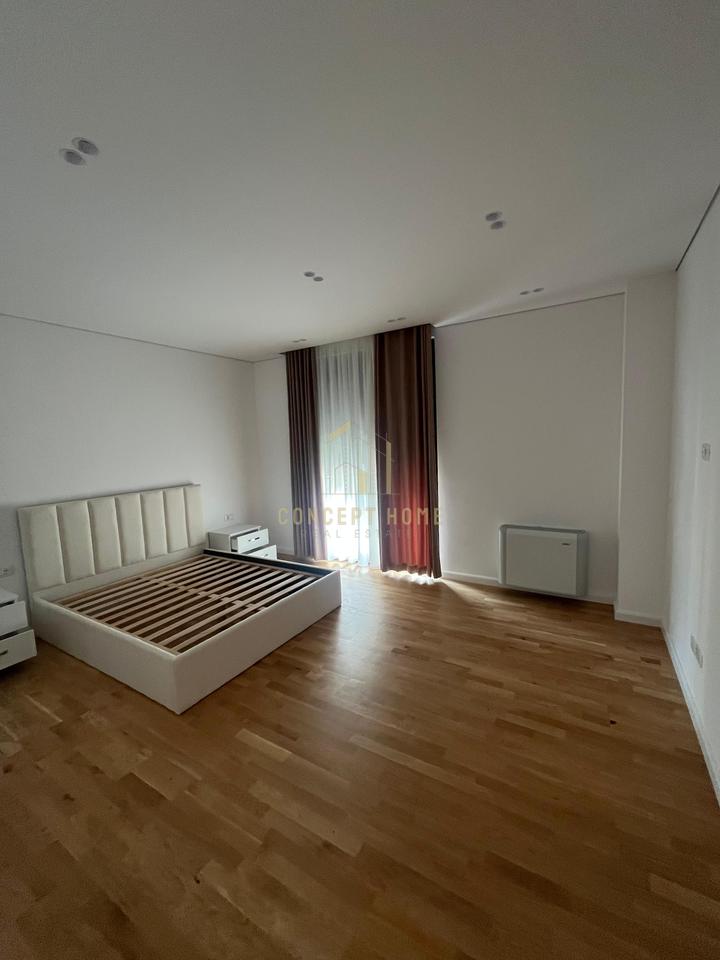 Villa for rent in Teg