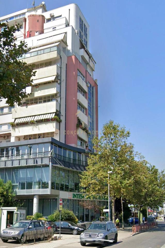 Shitet Apartament 2+1 ne Laprake