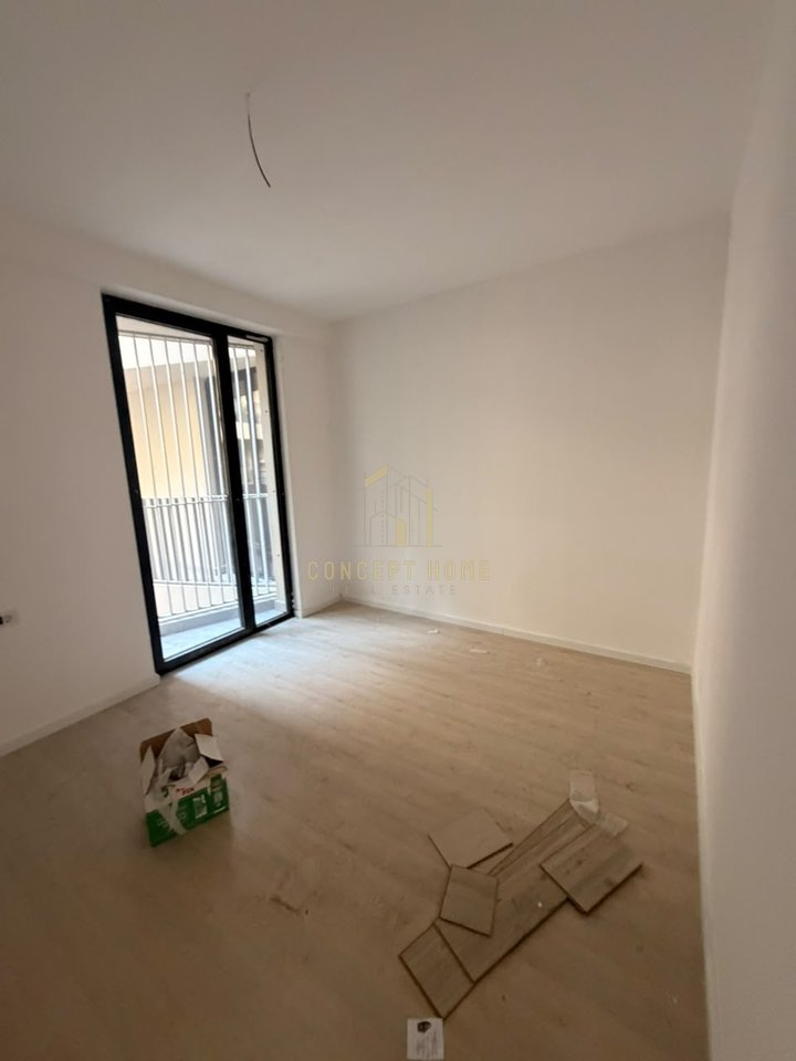 Shitet apartament 2+1+2+P tek Mine Peza, Golden Tower