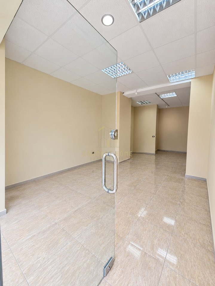 Business Premises for Rent in Porcelan, Tirana - 500€ | 42 m²