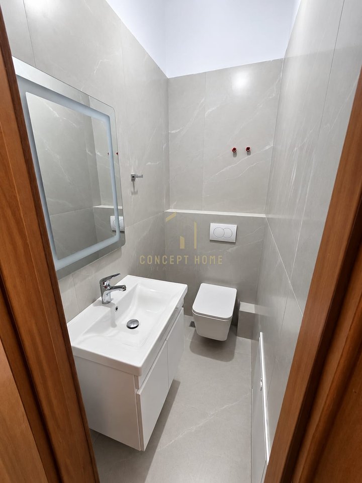 Business Premises for Rent in Porcelan, Tirana - 500€ | 42 m²