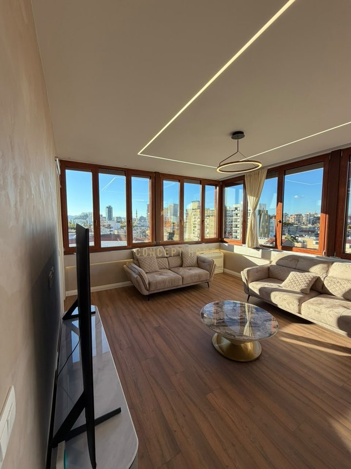 Jepet me qera Apartament 1+1 Ali Dem/Cmimi : 1300 euro