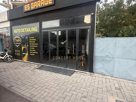 Locale commerciale in affitto ad Astir