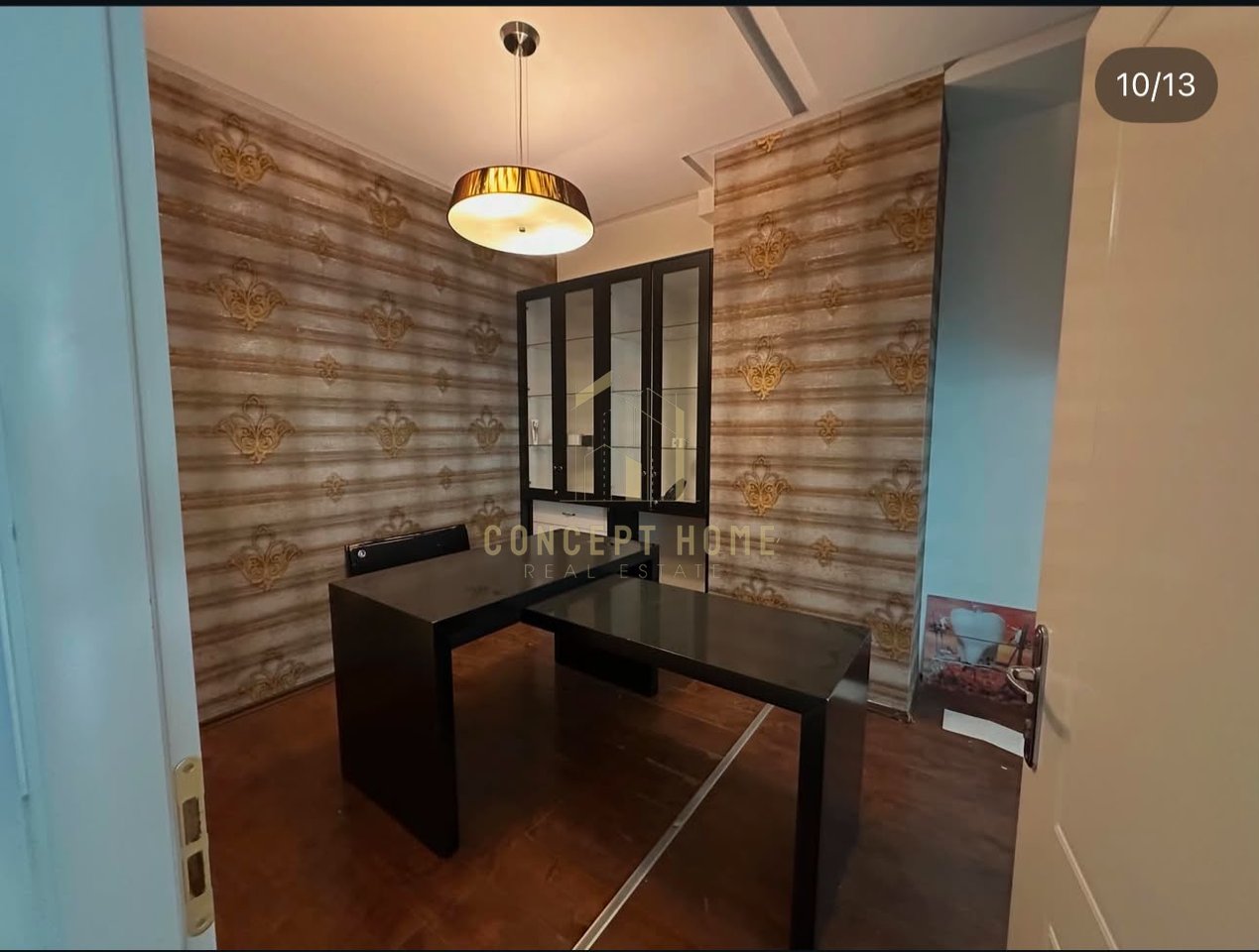 Ufficio in Affitto a Blloku, Tirana - 3520€ | 220 m²