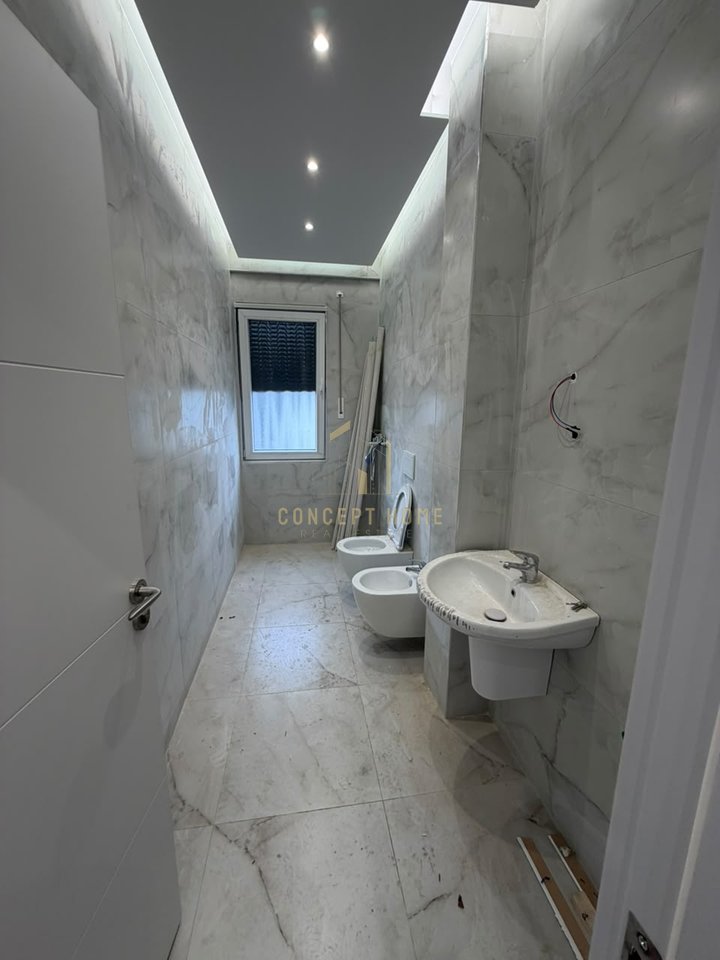 1+1 apartment for rent in Kamez