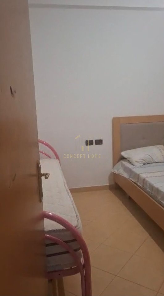 Jepet me qera apartament 2+1 ne Yzberisht.