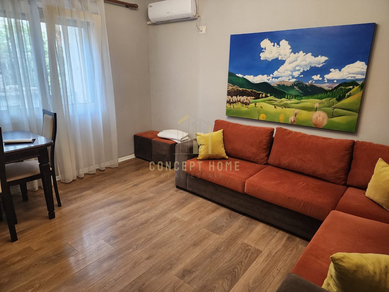 1+1 apartment for rent at the Electric Market