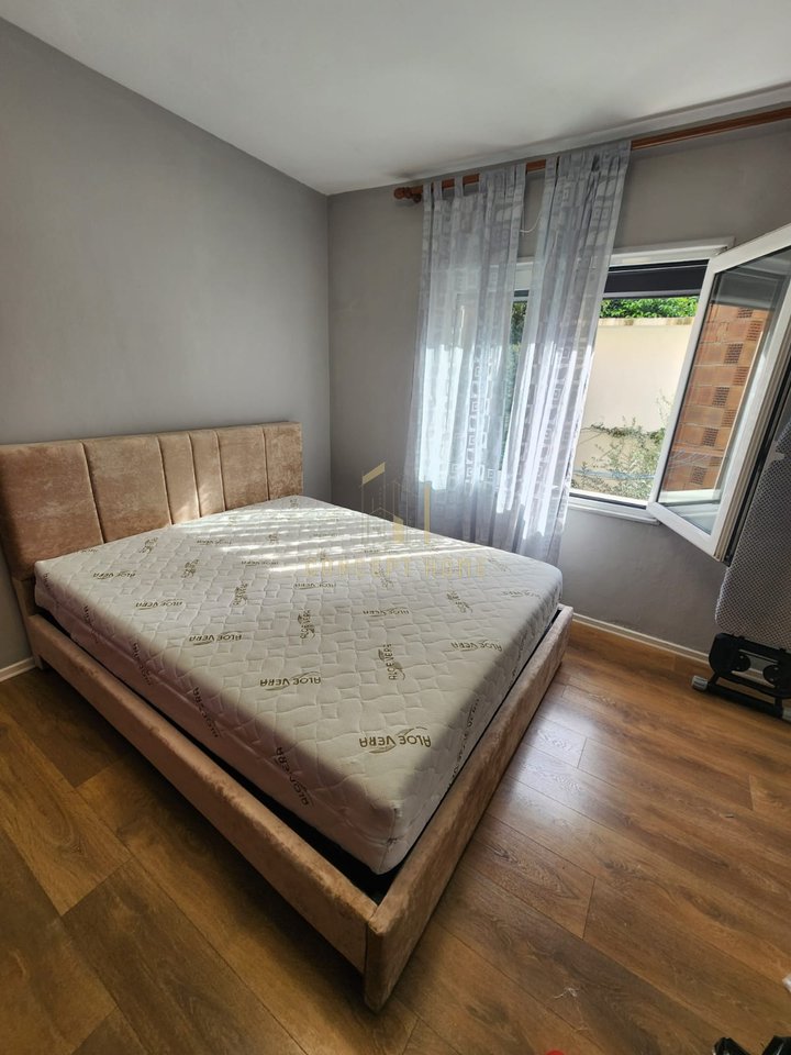 1+1 apartment for rent at the Electric Market