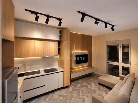 jepet me qera super apartament 1+1 ne Komune te Parisitk