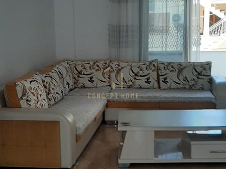 Jepet me qera Apartament 1+1  tek 5 Maji