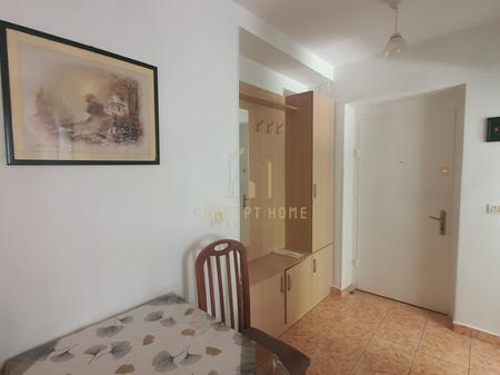 Affittasi gazoniera in centro