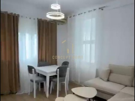 Appartamento 2+1 in vendita ad Astir
