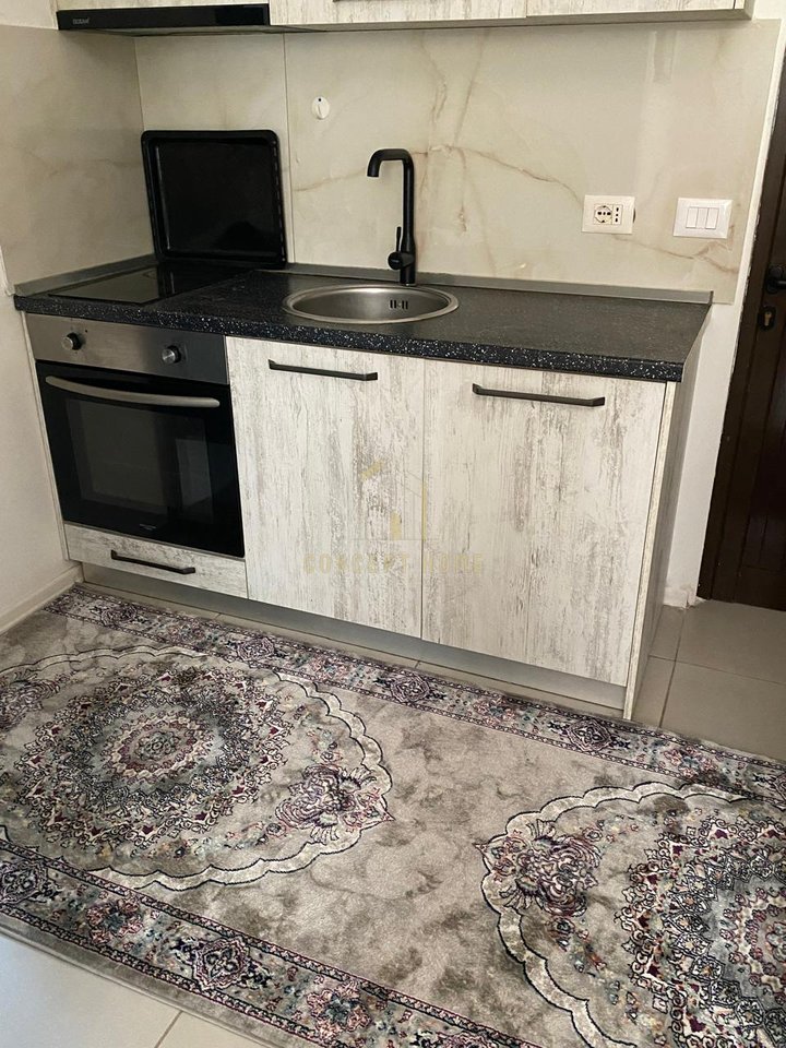 Apartament 1+1 Me Qira në Rruga 5 Maji, Tiranë - 400€ | 55 m²