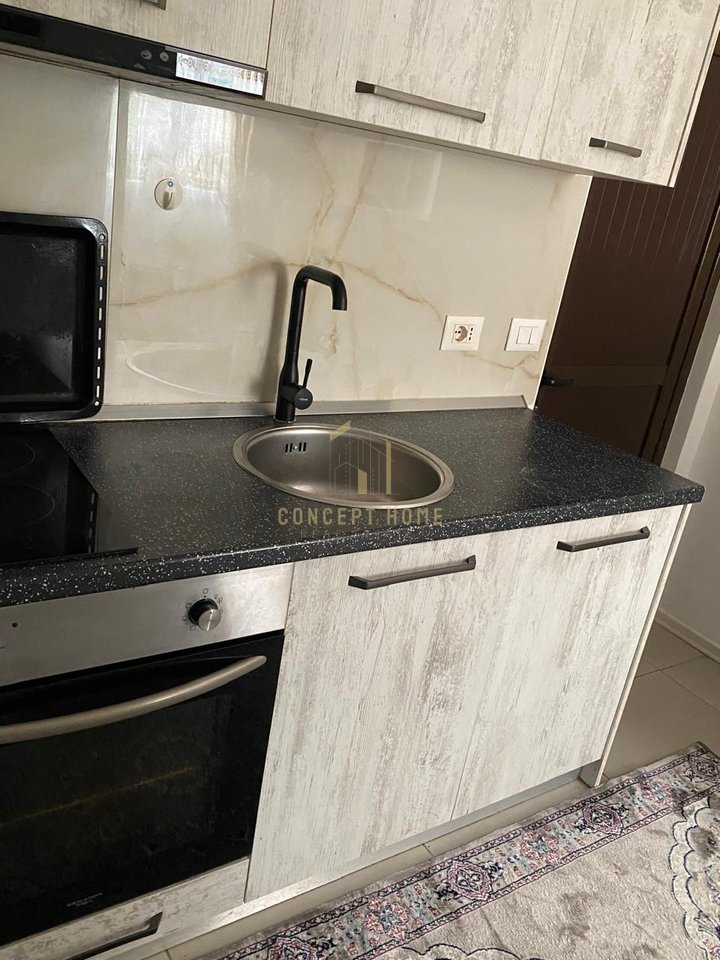 Apartament 1+1 Me Qira në Rruga 5 Maji, Tiranë - 400€ | 55 m²