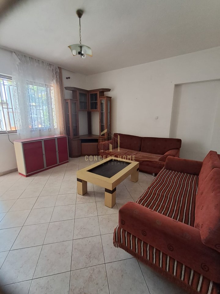 Apartment 1+1 for rent in Shkoze