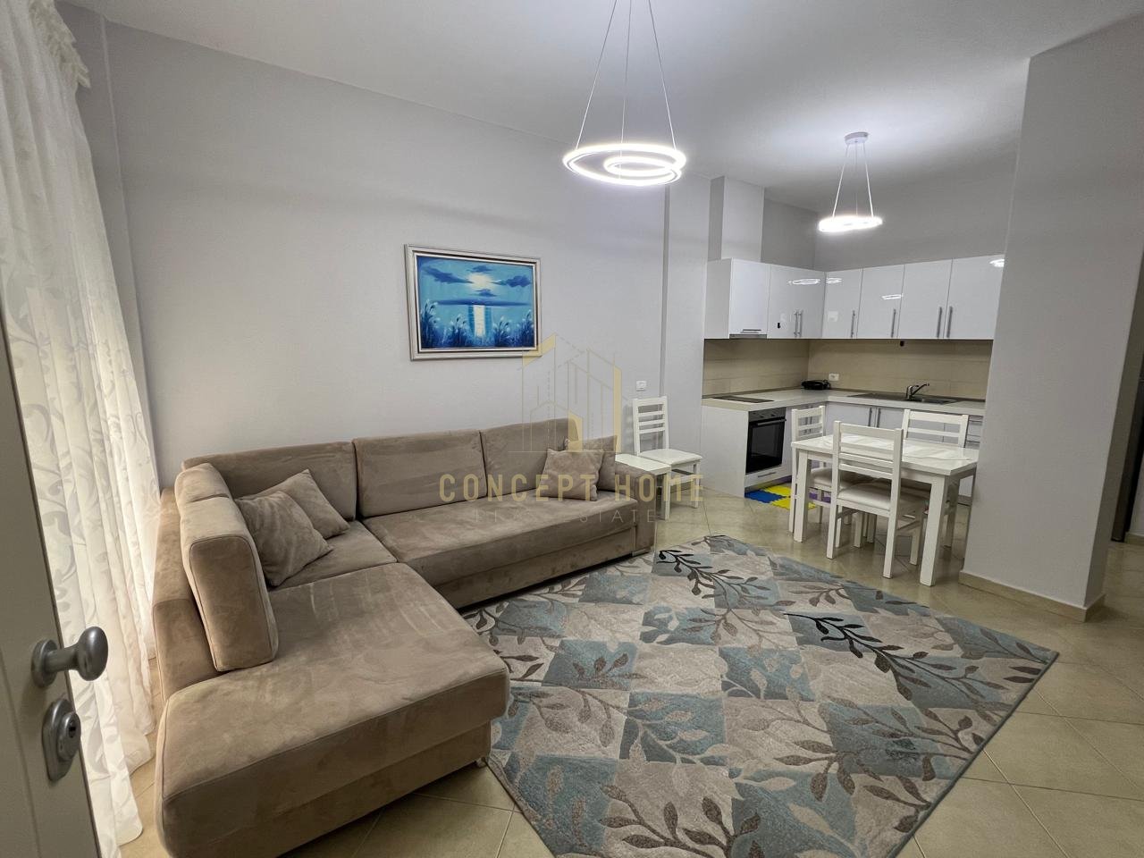 Shitet  apartament 2+1 tek Gjiri Lalzit