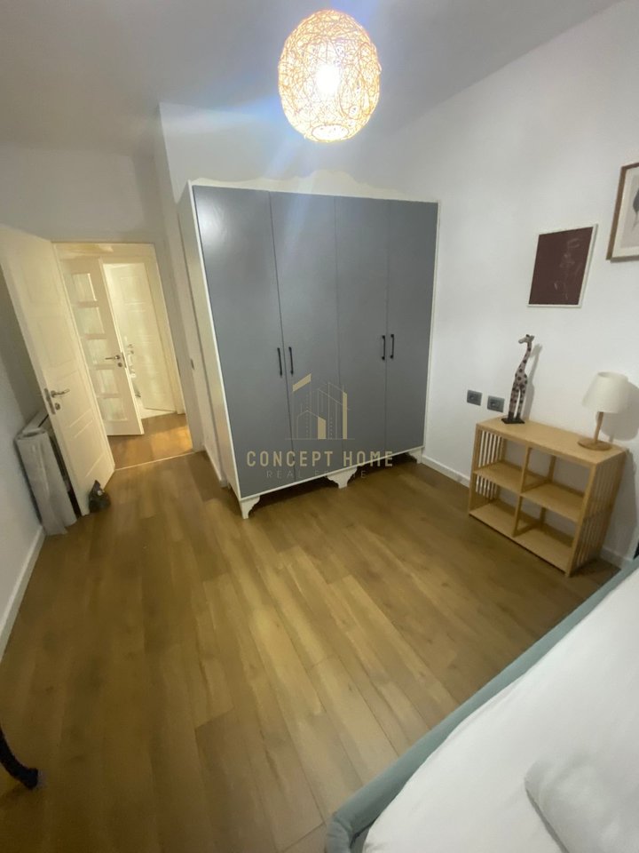 Apartament 2+2 Me Qira në Liqeni i Thatë, Tiranë - 900€ | 105 m²