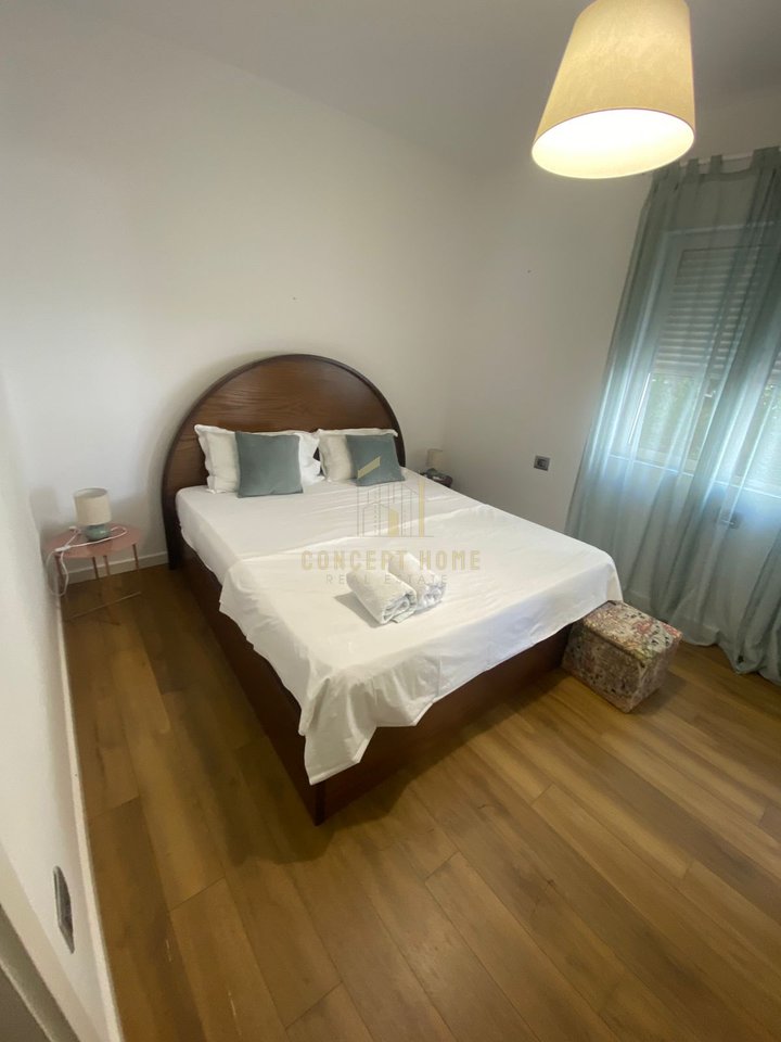 Apartament 2+2 Me Qira në Liqeni i Thatë, Tiranë - 900€ | 105 m²