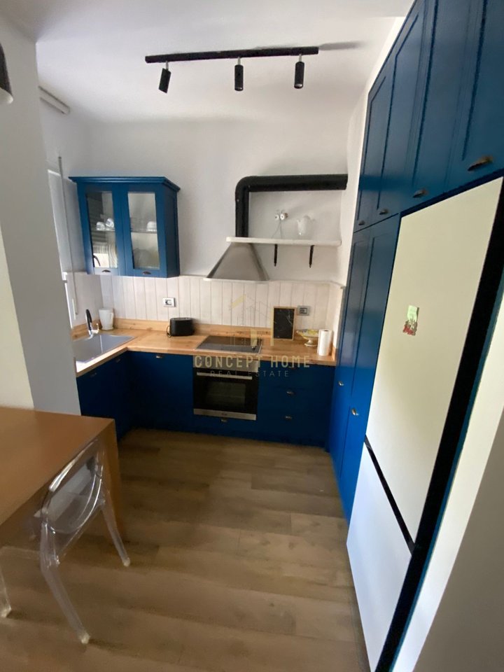 Apartament 2+2 Me Qira në Liqeni i Thatë, Tiranë - 900€ | 105 m²