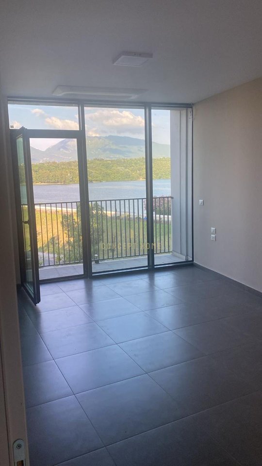 Apartament 2+1+2 Me Qira në Liqeni Artificial, Tiranë - 1600€ | 130 m²