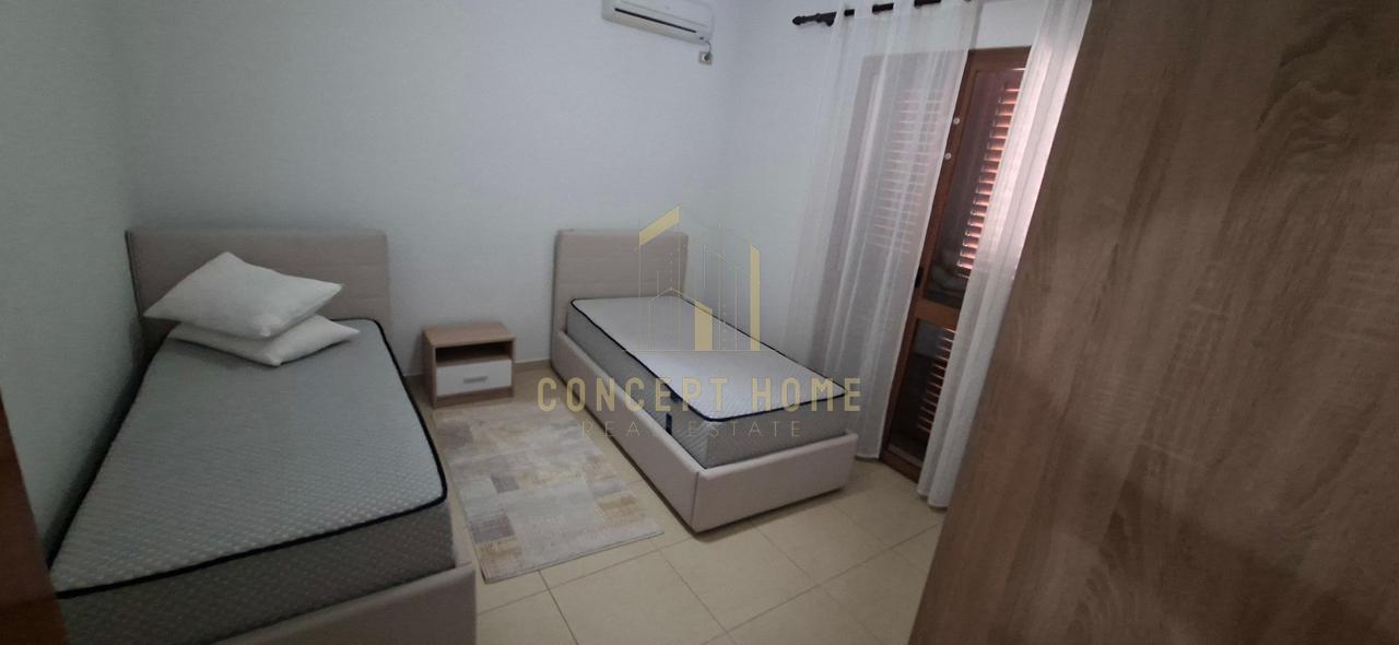 Jepet me qera apartament 3+1+2 tek Rruga e Elbasanit
