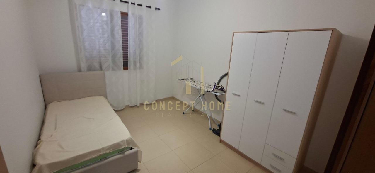 Jepet me qera apartament 3+1+2 tek Rruga e Elbasanit