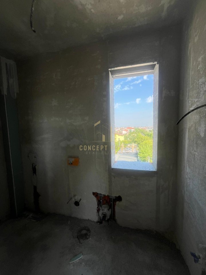 Shitet apartament 3+1+2 ne Kamez