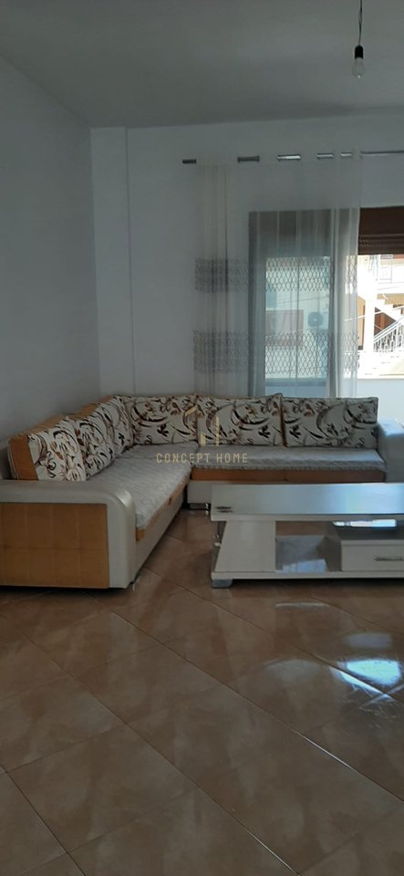 Jepet me qera Apartament 1+1  tek 5 Maji